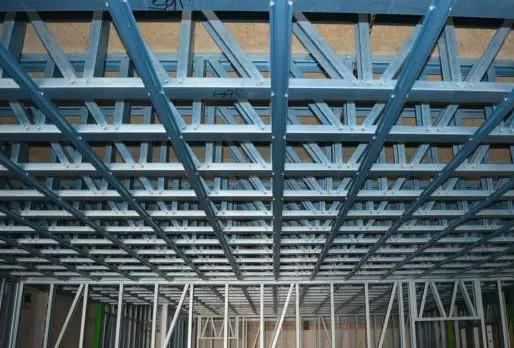 ���̰���